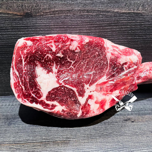 TOMAHAWK, RED & WHITE